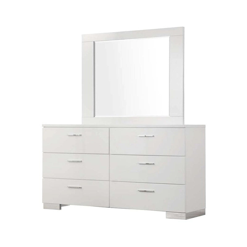 August Glossy White 6-piece Panel Bedroom Set